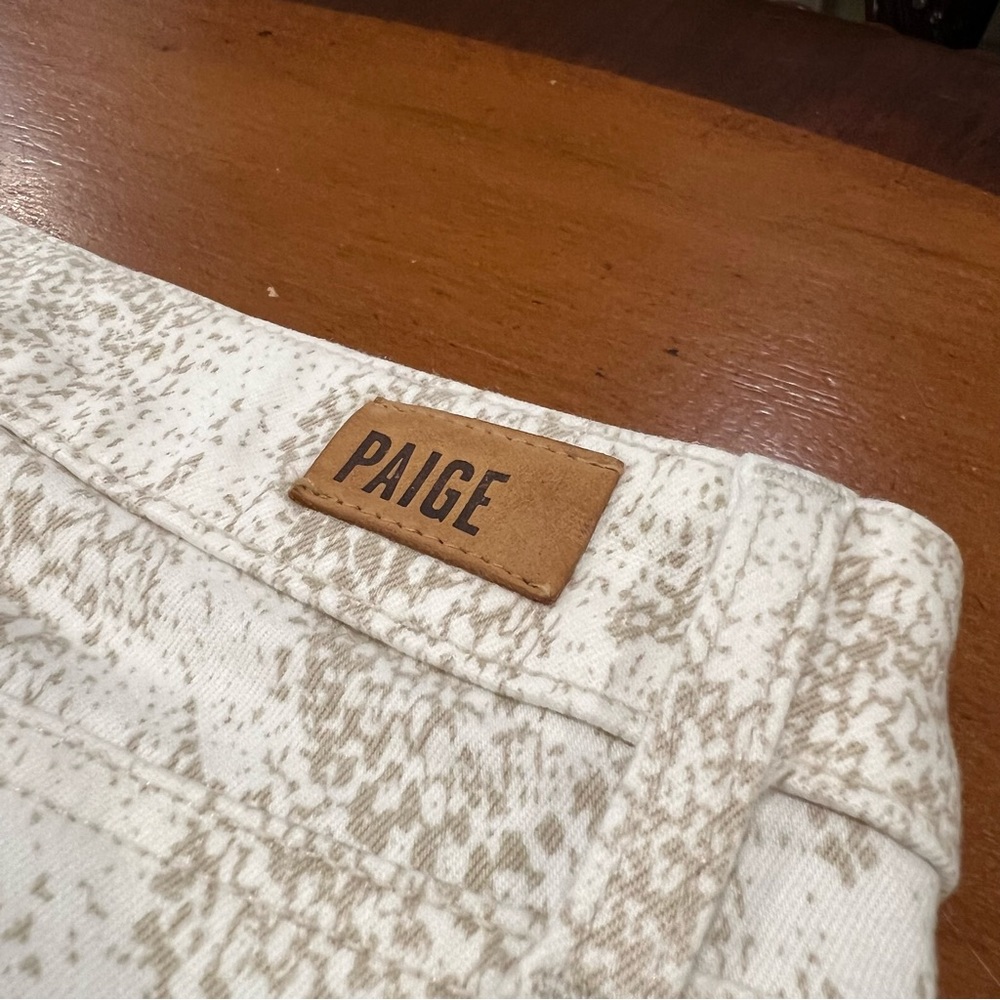 LIKE NEW PAIGE Hoxton Ultra Skinny Jean Sonoran Snakeskin Print‎ 27 White/Tan - Picture 11 of 16